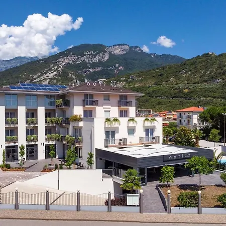 Goti Hotel 4*